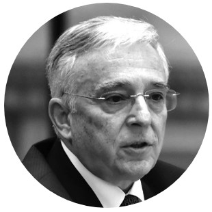 Isarescu, Mugur